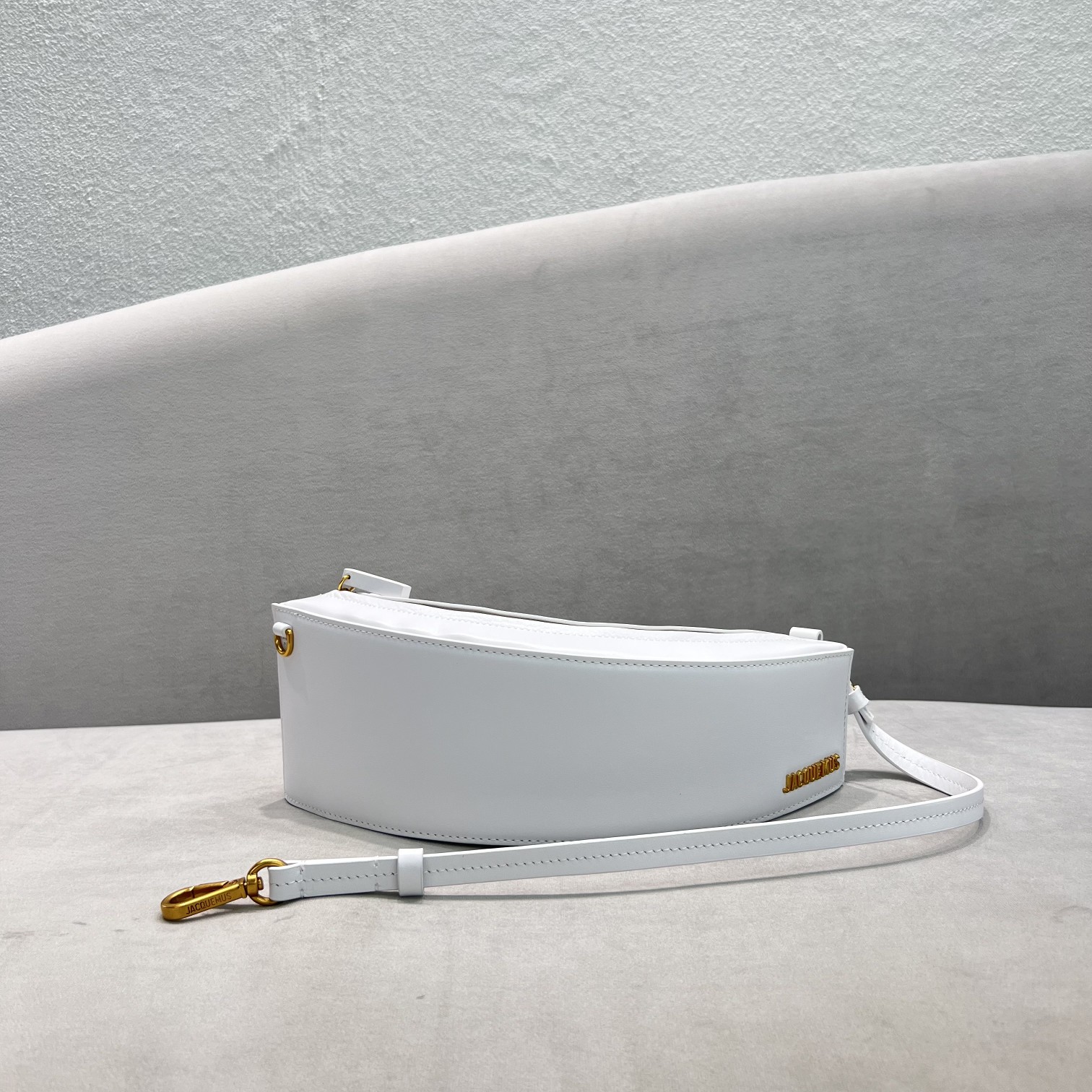 Jacquemus_Handbags-35_9_